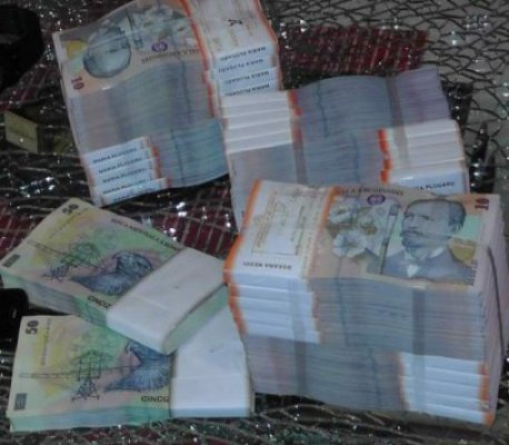 Guvernul a alocat, în ultima şedinţă din acest an, încă 15 milioane lei pentru primari